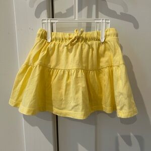 Old Navy Soft Yellow Skort
